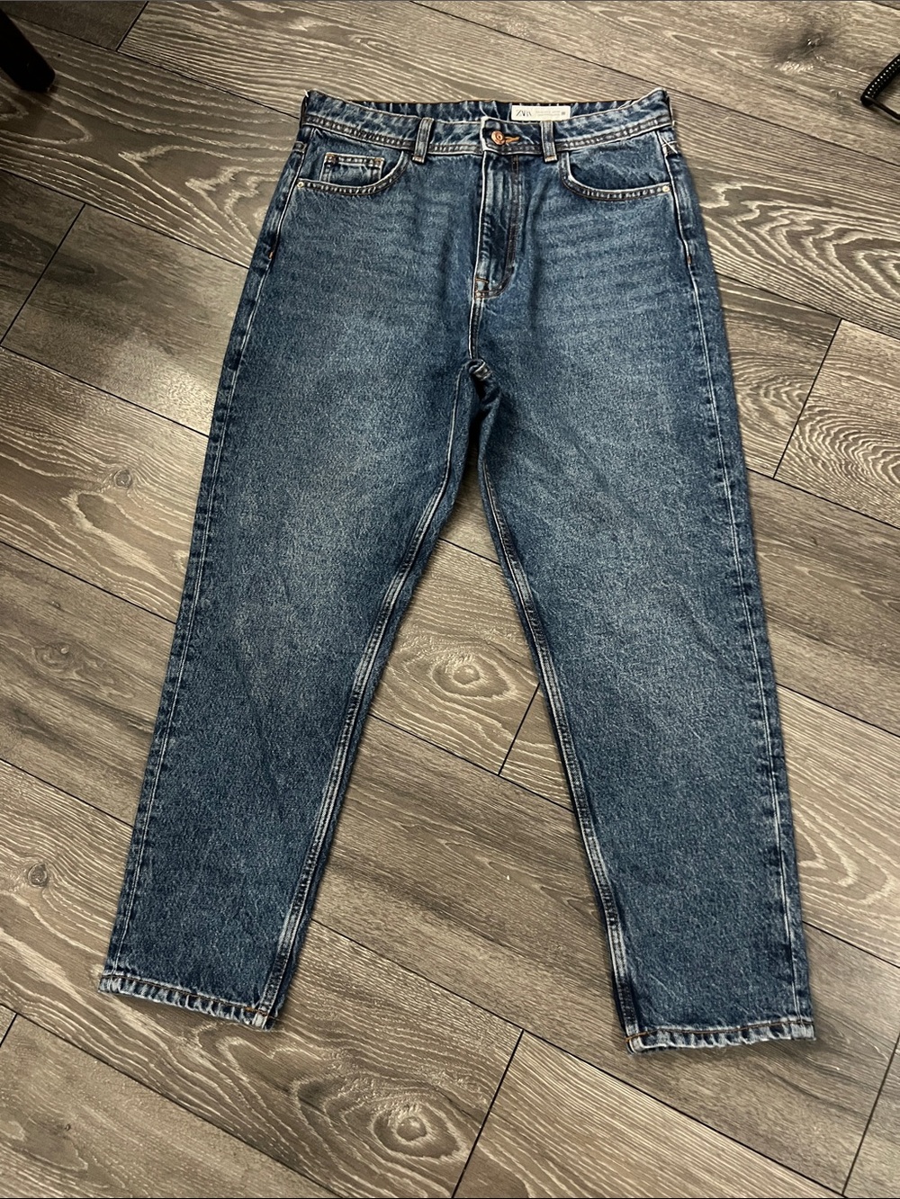 Zara Men's Medium Wash Relaxed Jeans